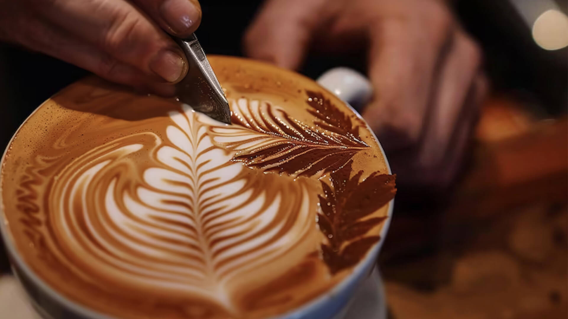 Latte art at Plantation Cafe x Roastery